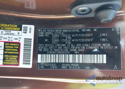 2021 Toyota Sienna Le z USA, uszkodzony, nr VIN 5TDKRKEC0MS062918